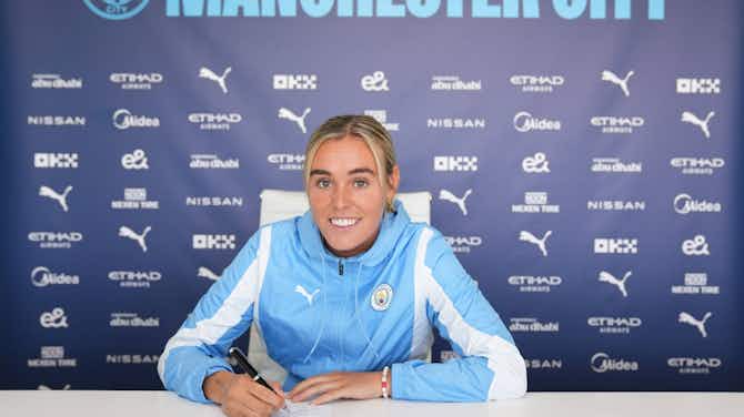 Preview image for Jill Roord signs for Manchester City