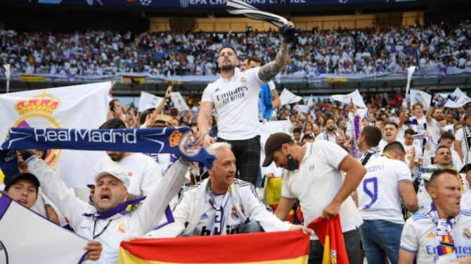 Imagen de vista previa para Aficionados del Real Madrid se burlan de Mbappé