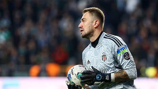 Vorschaubild für Beşiktaş: Vertragsverlängerung mit Mert Günok in Sicht