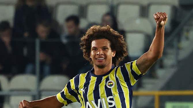 Vorschaubild für Nach nur einer Saison: Brasilianer verlässt wohl Fenerbahçe im Sommer