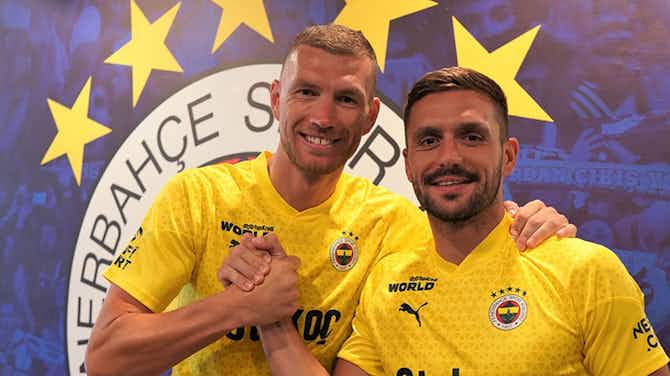 Vorschaubild für Fenerbahçe: Tadić und Džeko reagieren auf "Tschetnik-Gruß"