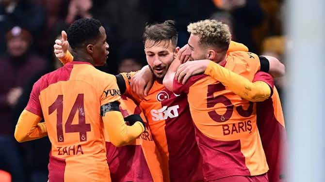 Vorschaubild für 2:1! Später Mertens-Elfmeter sichert Galatasaray drei Punkte gegen Kayserispor