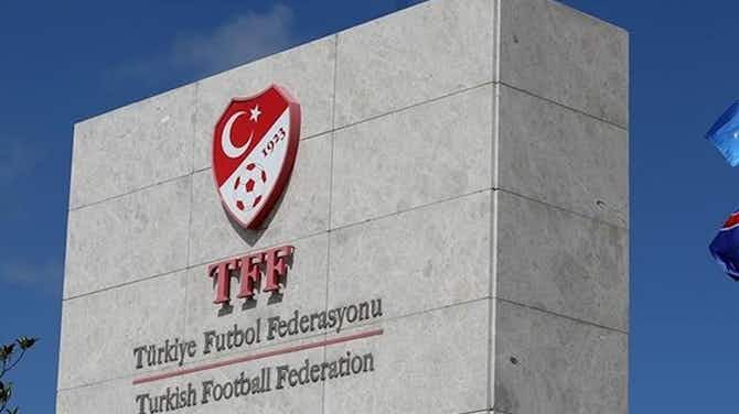 Vorschaubild für Nach Durcheinander während Kasımpaşa-Spiel: Galatasaray-Profi für zwei Spiele gesperrt!