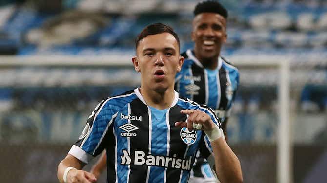 Preview image for Report: FC Porto agrees to a deal for Grêmio starlet; will remain in Brazil until the summer transfer window opens