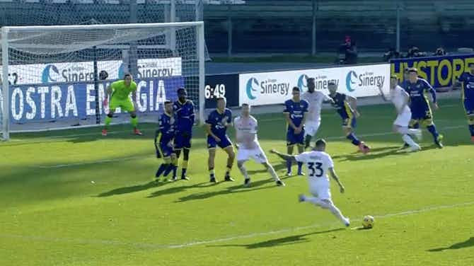 Preview image for Video: Brilliant free-kick from AC Milan’s Rade Krunic helps keep their unlikely Scudetto dream alive