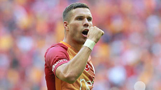 Image d'aperçu pour OFFICIEL - Galatasaray annonce la signature de Podolski au Japon !