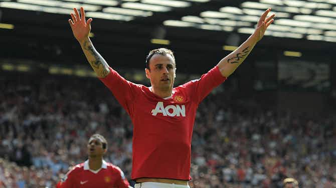 Preview image for Former Manchester United and Tottenham star Berbatov retires from football