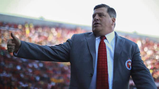 Preview image for Club Tijuana appoints Miguel 'Piojo' Herrera as new head coach