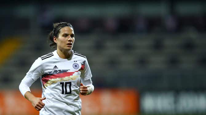 Vorschaubild für Frauenfußball: Ex-Kapitänin Dzsenifer Marozsán tritt aus Nationalteam zurück