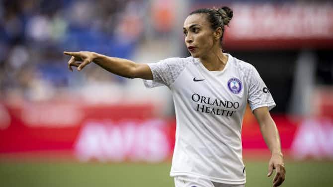 Preview image for Marta suffers knee ligament injury & requires surgery