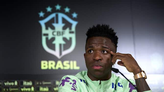 Preview image for Vinicius Junior breaks down in tears discussing racism during press conference