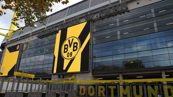 Preview image for Borussia Dortmund Join Hunt For Newcastle United Linked Defender