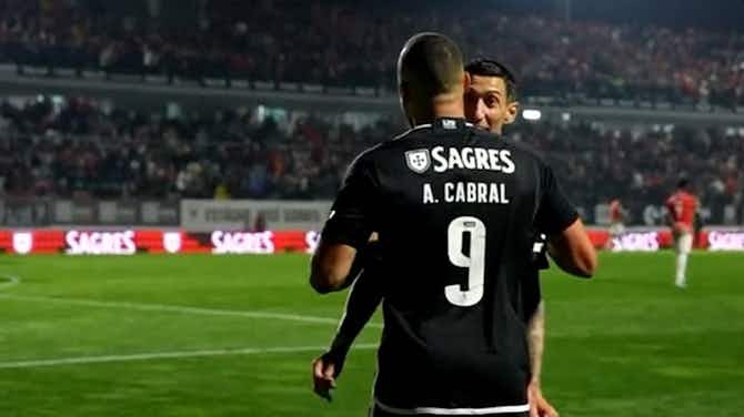 Imagem de visualização para Arthur Cabral faz gol de bicicleta e Benfica vence Estrela Amadora no Português