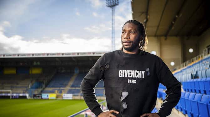 Image d'aperçu pour "Ca me fait mal" : Dieumerci Mbokani se confie sur la mauvaise passe d'Anderlecht