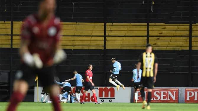 Image d'aperçu pour Uruguay – Clausura 2022 : Peñarol coule