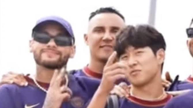 Imagem de visualização para Neymar adotou atacante coreano no PSG