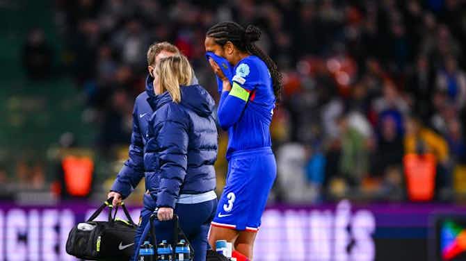 Image d'aperçu pour Équipe de France (F) : Wendie Renard bien victime d’un malaise contre l’Irlande