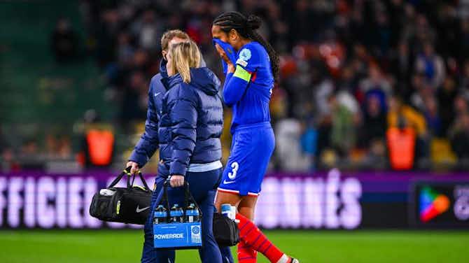 Image d'aperçu pour Équipe de France (F) : victime d’un malaise contre l’Irlande, Wendie Renard pourra jouer contre la Suède 