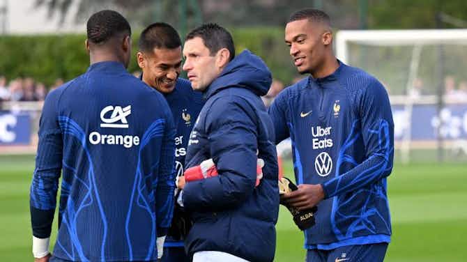 Image d'aperçu pour Équipe de France : à quelques semaines de l’Euro, un gardien supervisé par le staff des Bleus 