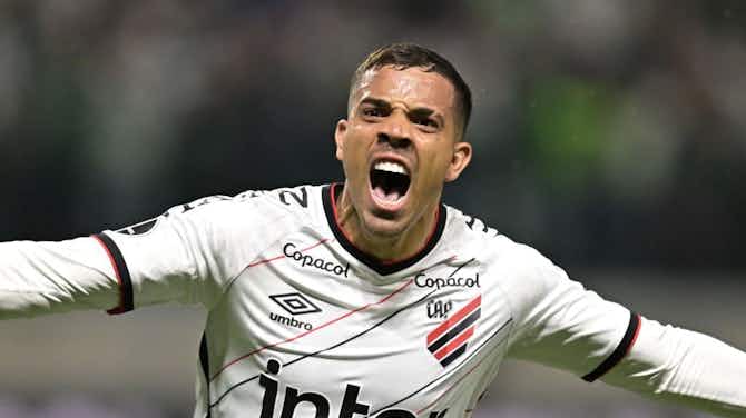 Imagem de visualização para Fluminense faz consulta pelo meia Terans, do Athletico-PR, diz rádio