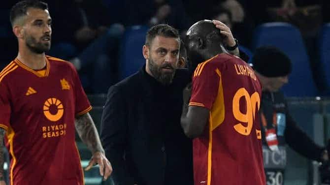 Preview image for De Rossi confident to have Lukaku, Smalling back for Bayer Leverkusen clash