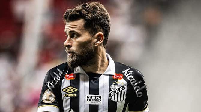 Imagem de visualização para Santos anuncia empréstimo do meia Lucas Lima ao Sport
