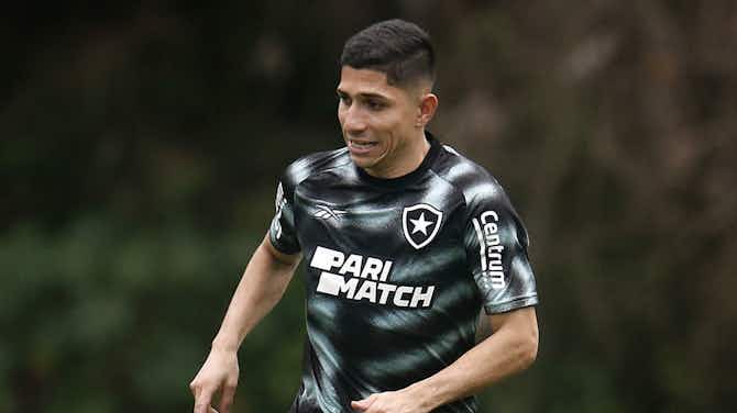 Imagem de visualização para Savarino é regularizado e pode estrear pelo Botafogo