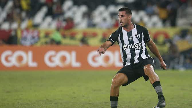 Imagem de visualização para Botafogo busca contratar o volante Gabriel Pires em definitivo