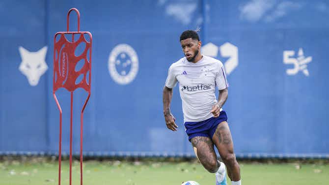 Imagem de visualização para Recuperado de lesão, Wesley Gasolina participa de treino do Cruzeiro e fica perto de voltar