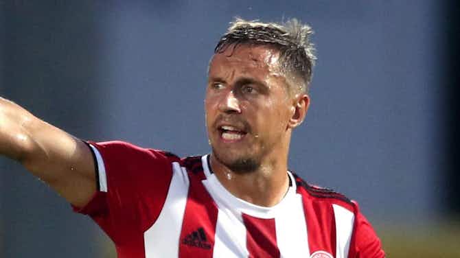Preview image for Former Sheffield United and Everton defender Phil Jagielka announces retirement