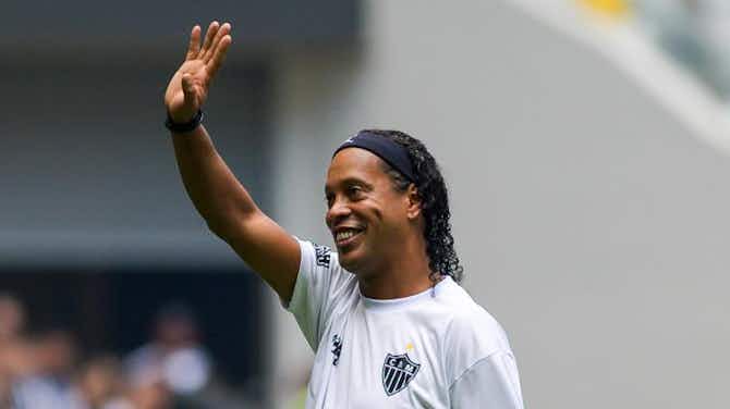 Image d'aperçu pour PSG - AC Milan : Ronaldinho encense totalement Mbappé et Leão avant le choc