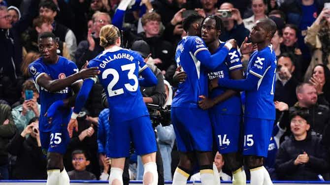 Image d'aperçu pour Chelsea s'offre Tottenham et rêve encore d'Europe !
