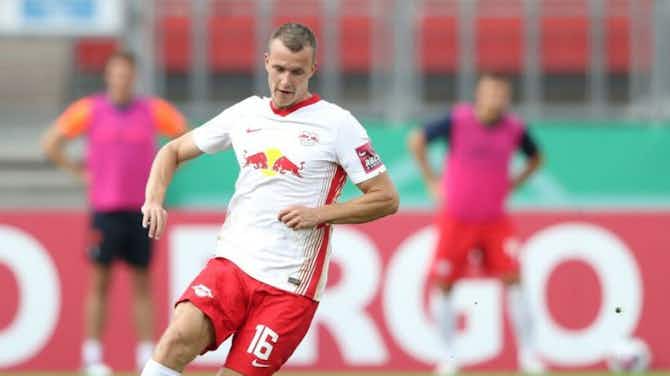 Preview image for RB Leipzig announce knee operation for Lukas Klostermann