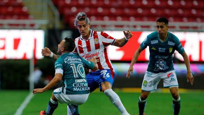 Preview image for Chivas say Cristian Calderón remained conscious after collision