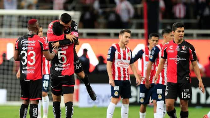 Preview image for 🇲🇽 Nine-man Chivas lose Clásico Tapatío derby to Atlas