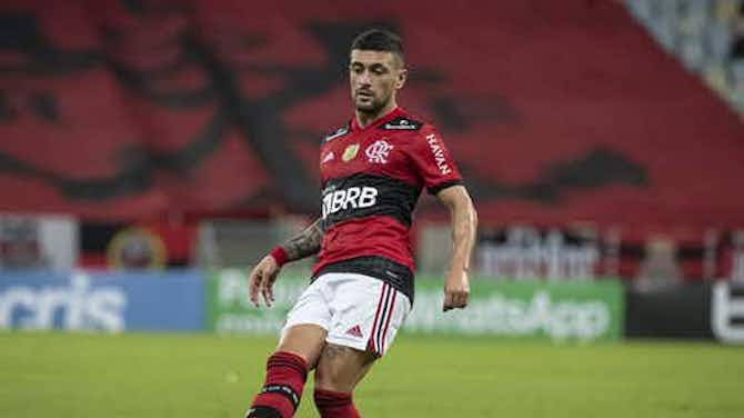 Preview image for Paulo Sousa admits Flamengo are 'dependent' on Giorgian de Arrascaeta