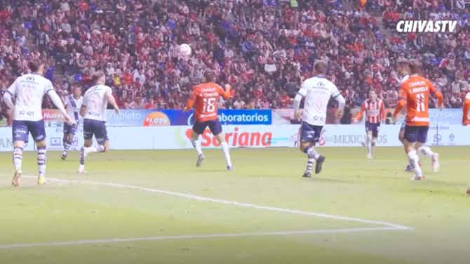 Imagen de vista previa para 🎥 Golazo de Chivas: la CHILENA de Cisneros en la Liga MX