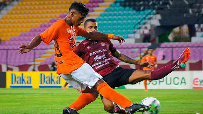 Imagen de vista previa para Dvo La Guaira cayó por 3-2 sobre el final ante el Carabobo FC en el Misael Delgado