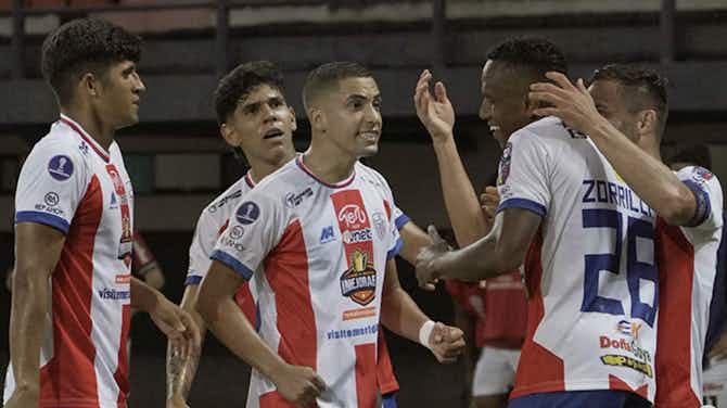 Imagen de vista previa para Estudiantes de Mérida derrotó 1-0 a Fortaleza de Brasil y le brindó una alegría a su afición