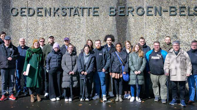 Vorschaubild für Bildungsfahrt nach Bergen-Belsen: Gegen das Vergessen 
