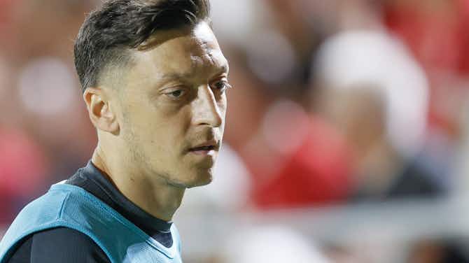 Vorschaubild für Mesut Özil gibt "kleinem Bruder" Arda Güler einen Rat