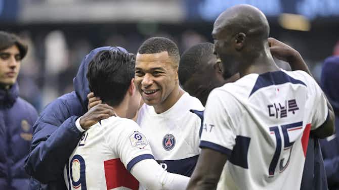 Preview image for Danilo says PSG ‘need to adapt’ ahead of Kylian Mbappé departure