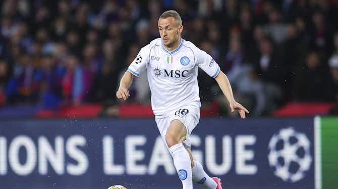 Preview image for Napoli star Stanislav Lobotka refuses to rule out Barcelona switch