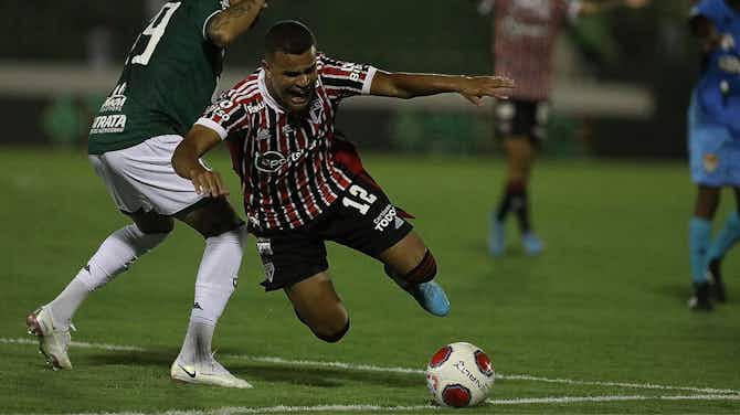 Imagem de visualização para Ex-Grêmio, Alisson perde bola em estreia pelo São Paulo e “participa” de gol do Guarani