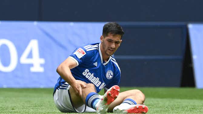 Vorschaubild für Schockdiagnose Kreuzbandriss: Schalkes Greiml fällt lange aus