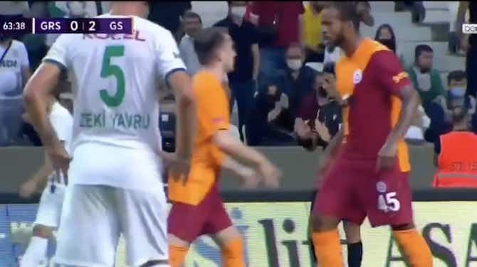 Imagen de vista previa para Jugador del Galatasaray agredió a compañero y fue expulsado