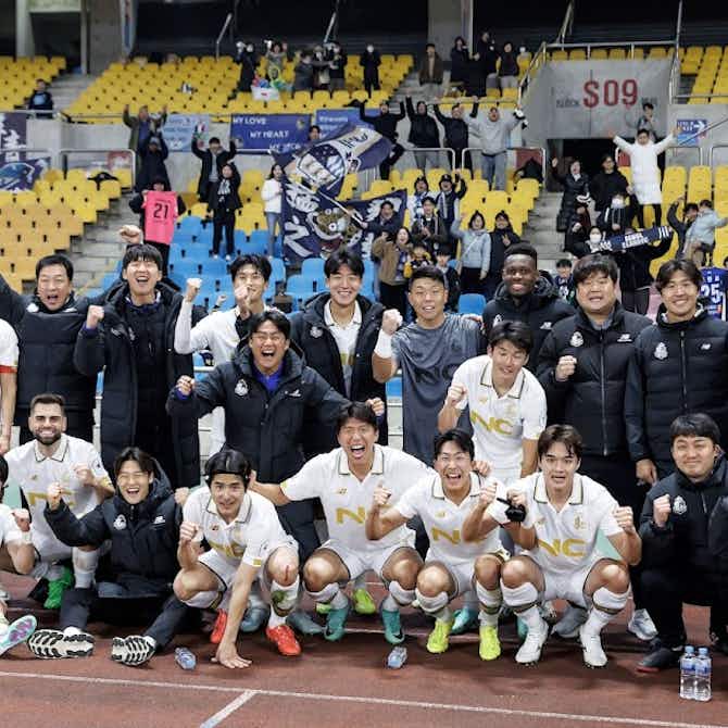 Preview image for Seoul E-Land Vs Suwon Samsung Bluewings: The Second Tier Super Match