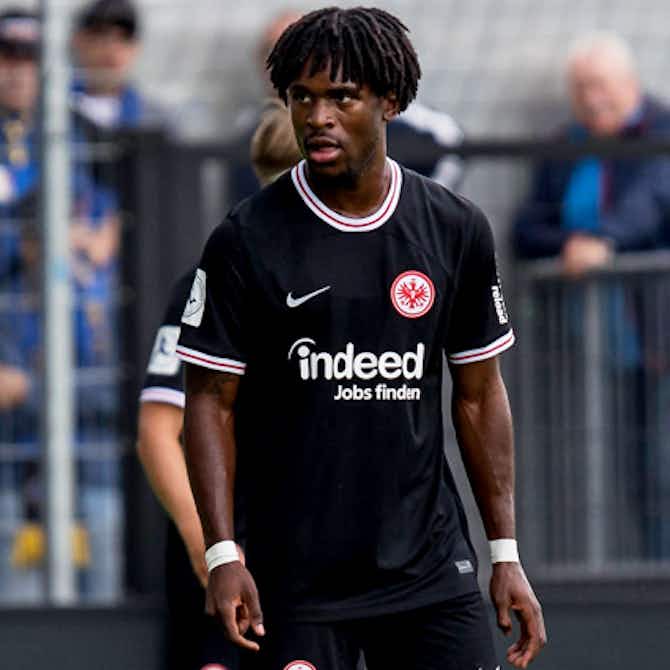 Vorschaubild für Eintracht Frankfurt plant nächsten Schritt für Noel Futkeu