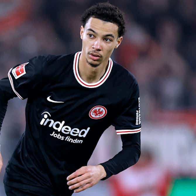 Vorschaubild für Eintracht Frankfurt: Hugo Ekitiké trainiert vor Heidenheim reduziert