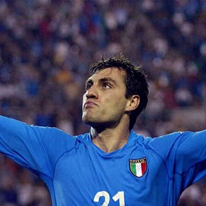 Pratinjau gambar untuk Kilas Balik Ekuador vs Italia di Piala Dunia 2002: Christian Vieri 2 Gol, Azzurri Menang 2-0